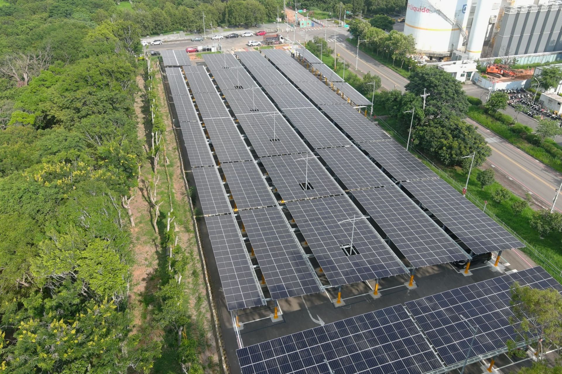 太陽光電停車場
